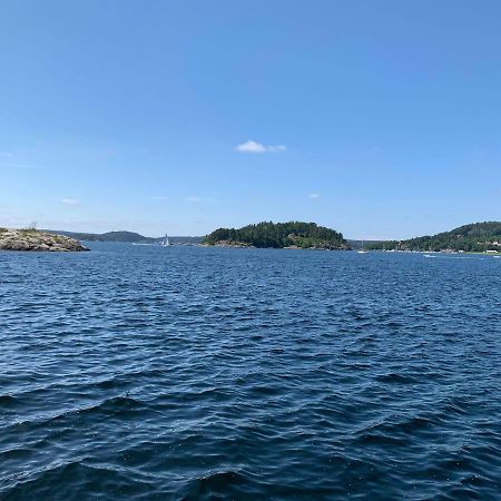 Apartamento Nyrenoverat Kaellarlaegenhet Ljungskile Exterior foto